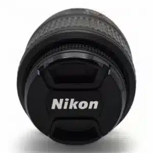 OBJETIVO CAMARA NIKON 18-55 AFS DX NIKKOR 3.55.6G VR (GOLPE EN LENTE, NO AFECTA A FUNCIONAMIENTO)