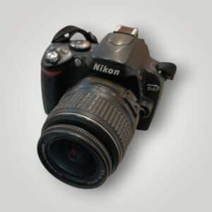CAMARA REFLEX NIKON D40 + OBJETIVO NIKON ED AF-S DX 18-55MM + CARGADOR + FUNDA