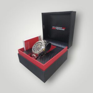 RELOJ ESCUDERIA FERRARI + CAJA COMPLETA