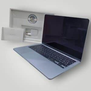 MACBOOK AIR 13" CHIP M4 - 24 GB RAM/ 512 GB 2026 * A ESTRENAR*
