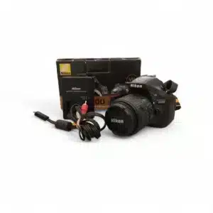 CAMARA DIGITAL NIKON D5200 + OBJETIVO AF-S DX 18-55MM F/3.5 GII + CAJA + ACC