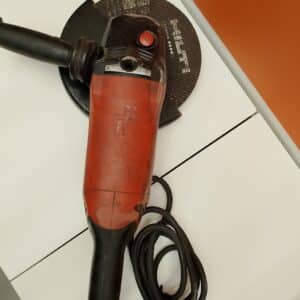 AMOLADORA ANGULAR HILTI AG 230-20