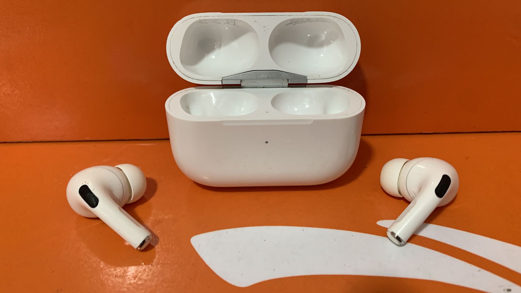 AURICULARES APPLE AIRPODS PRO A2083+A2084
