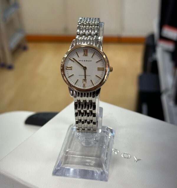 WhatsApp Image 2023 08 28 at 17.58.25 2 scaled RELOJ PULSERA VICEROY 47832 LUXURY 18K / ZAFIRO + CAJA (4)