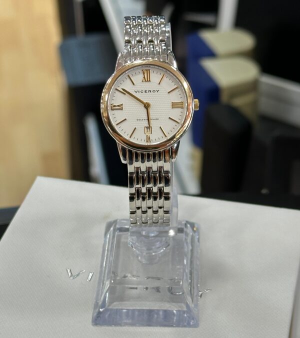 WhatsApp Image 2023 08 28 at 17.58.25 scaled RELOJ PULSERA VICEROY 47832 LUXURY 18K / ZAFIRO + CAJA (4)