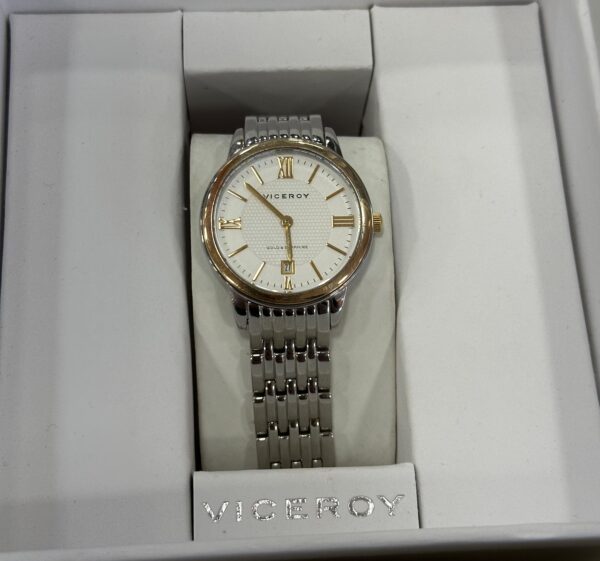 WhatsApp Image 2023 08 28 at 17.58.26 scaled RELOJ PULSERA VICEROY 47832 LUXURY 18K / ZAFIRO + CAJA (4)