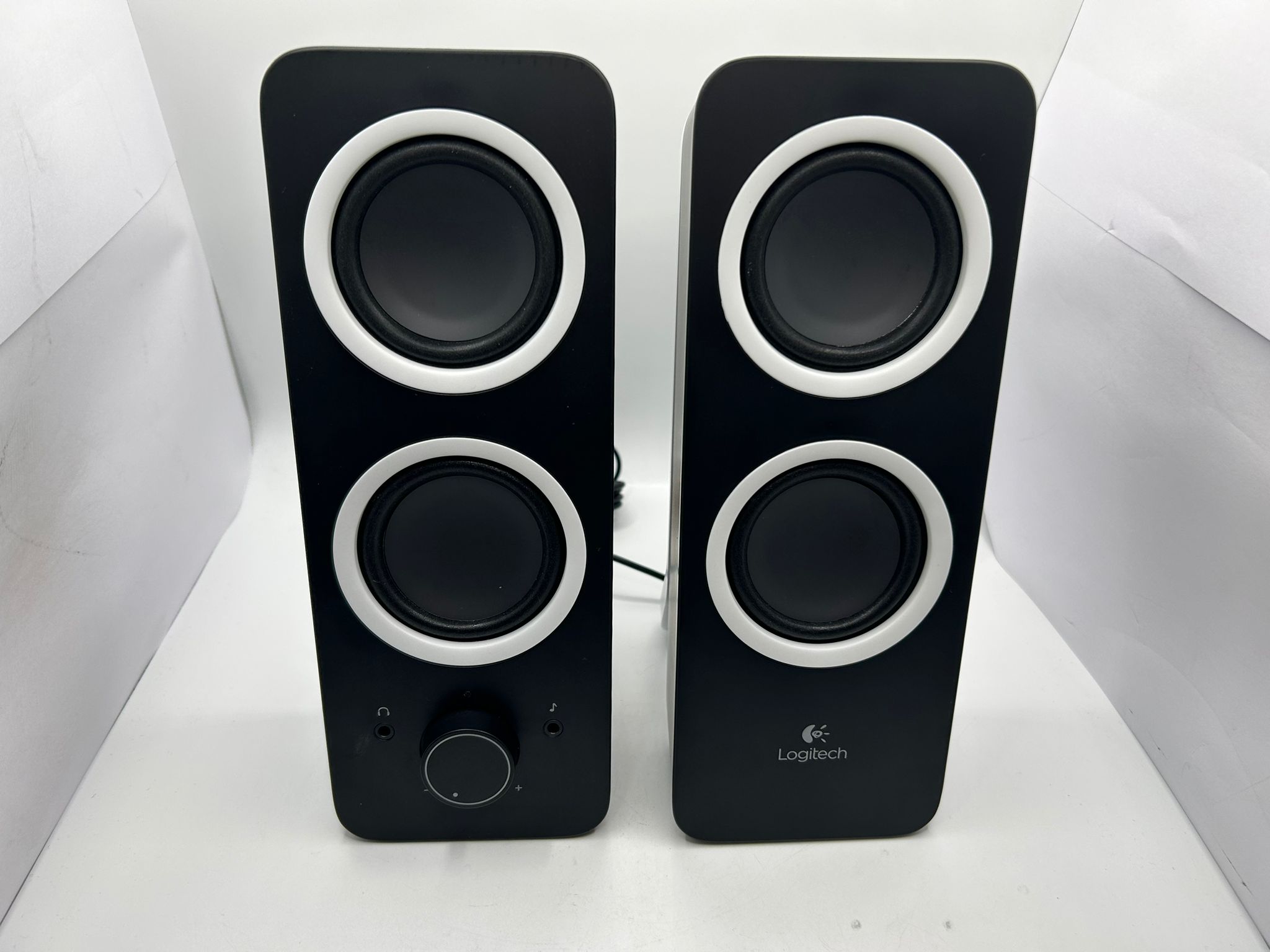 Altavoces PC  Logitech Z200 Multimedia Speakers, 2.0, Sonido