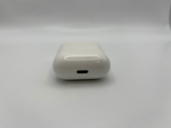 WhatsApp Image 2024 01 11 at 19.34.46 AURICULARES AIRPODS 2º GEN A1602 BLANCO