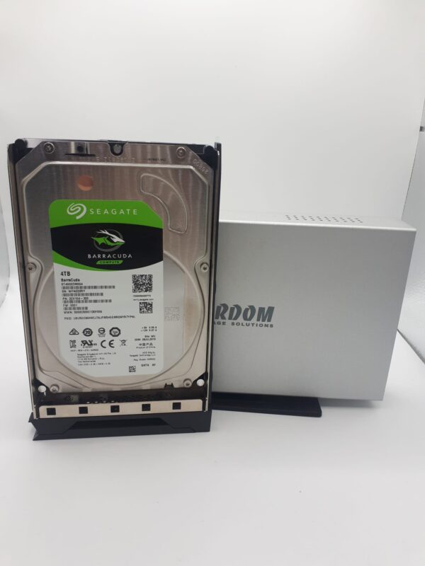 11 U448150STADORM 4 DISCO DURO EXTERNO UNIDAD STARDORM I310-SB3 4TB HDD + CABLES