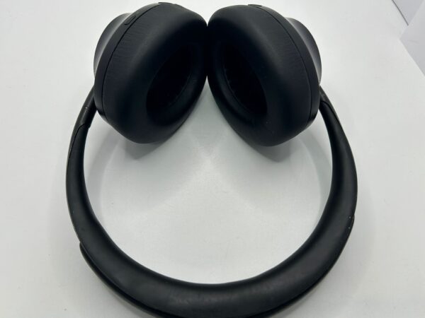 4201031 1 rotated AURICULARES BOSE NC 700 HP