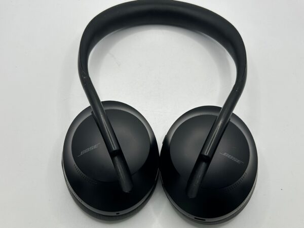 4201031 4 rotated AURICULARES BOSE NC 700 HP