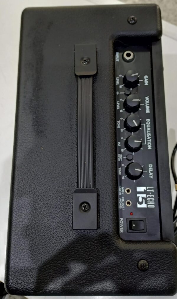444710 5 AMPLIFICADOR BLACKSTAR LT-ECHO 15 + CABLE