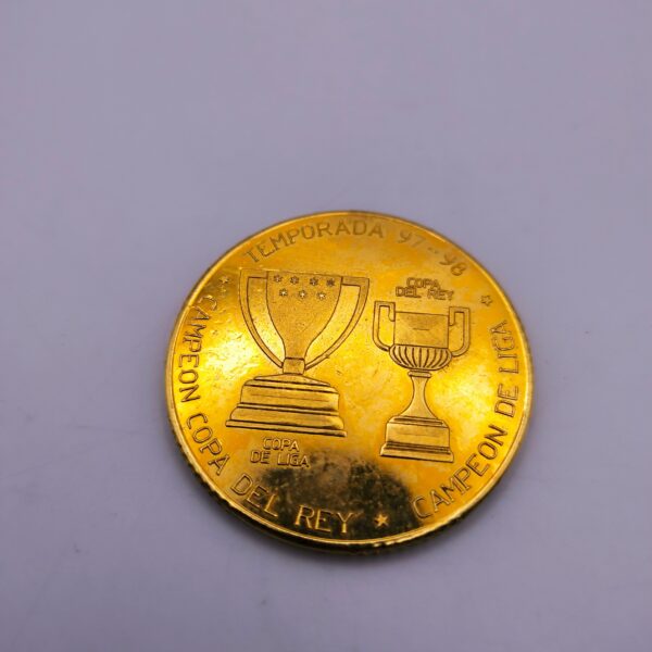 446865 4 scaled MONEDA CAMPEON COPA DEL REY 97-98 FUTBOL CLUB BARCELONA CON FUNDA Y CERTIFICADO Nº3240