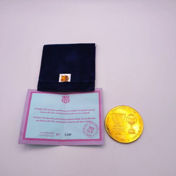 446865 scaled MONEDA CAMPEON COPA DEL REY 97-98 FUTBOL CLUB BARCELONA CON FUNDA Y CERTIFICADO Nº3240