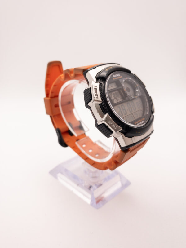 IMG 2917SAMU010324 25 scaled RELOJ CASIO 5 ALARMAS EA-1000W CORREA NARANJA + CAJA