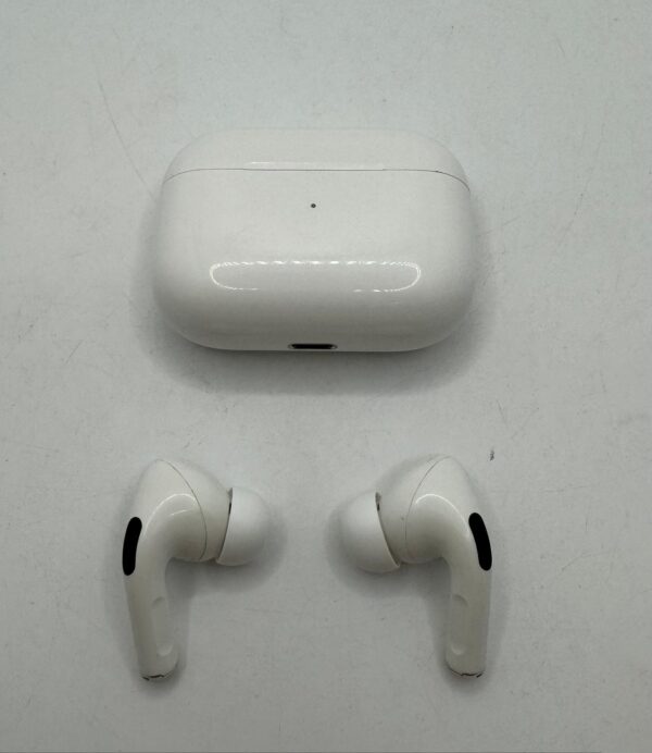 WhatsApp Image 2024 03 15 at 18.16.43 1 AIRPODS PRO 1 GEN