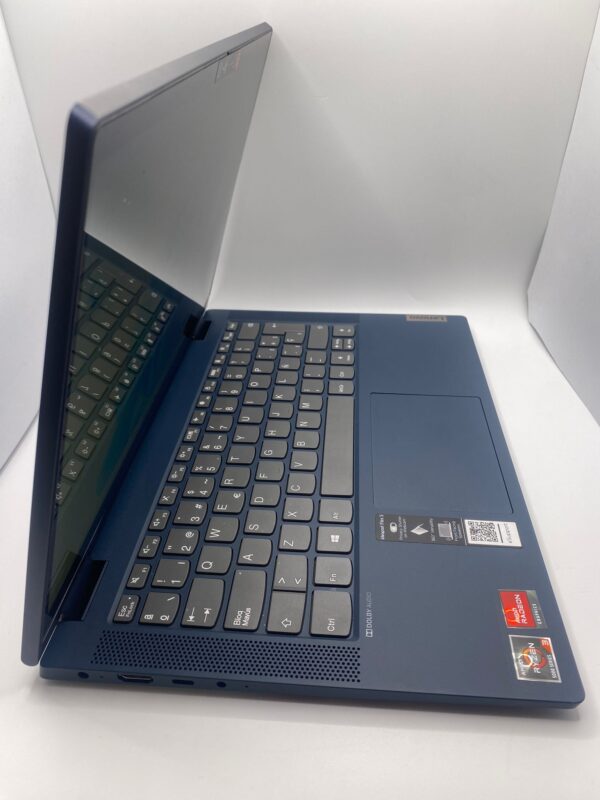 377468LENO 3 PORTATIL LENOVO IDEAPAD FLEX 5 14ALC 05 AMD RYZEN 3 5300 500 GB SSD 8 GB RAM + CARGADOR