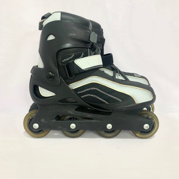 3853262 2 PATINES EN LINEA DECATHLON V300 TALLA EU44