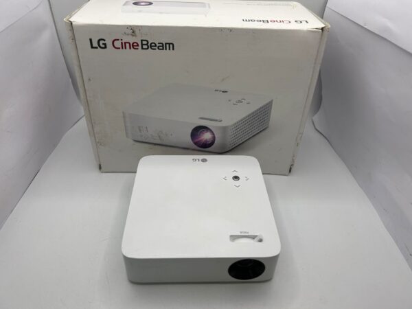 388334L 6 PROYECTOR LG CINEBEAM PH30N + CABLE + MANDO + CAJA