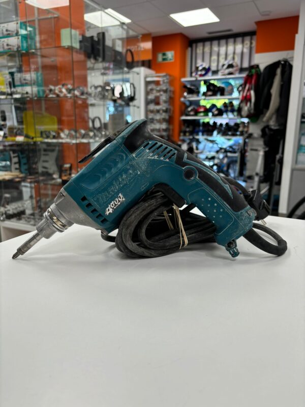 463436 1 ATORNILLADOR PLADUR MAKITA FS4000 NO INCLUYE CAPUCHA