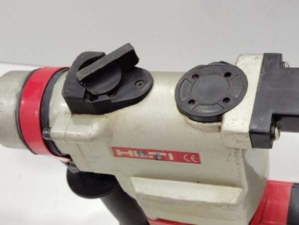 IMG 20240510 183516 TFRomu scaled MARTILLO PERFORADOR HILTI Z1C-25 2400W + ACC