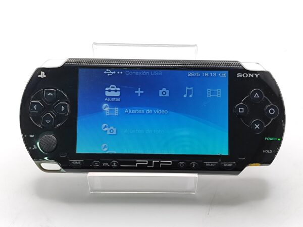 IMG 20240529 181327 qVuBTS scaled CONSOLA PSP 1000 + CARGADOR + MAMORY CARD 4GB