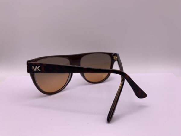 IMG 7966SAMU170524 79 scaled GAFAS DE SOL DE HOMBRE MICHEL KORS BARROW MK2111 355518