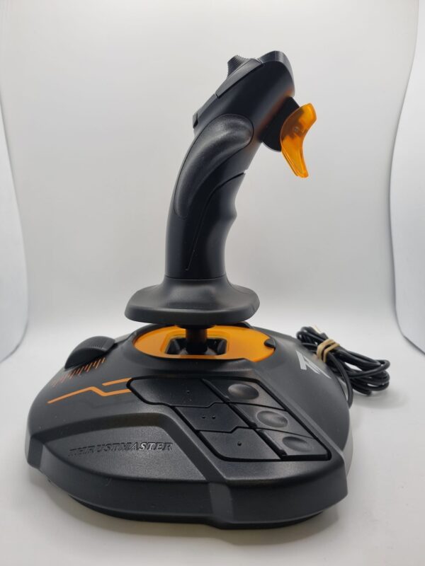 Imagen de WhatsApp 2024 05 07 a las 16.58.24 d30fcbe9 JOYSTICK TRUSTMASTER T.16000M + ACC