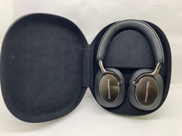 WhatsApp Image 2024 05 24 at 20.24.25 AURICULARES DE DIADEMA BOWERS & WILKINS PX8 + CABLE + CAJA