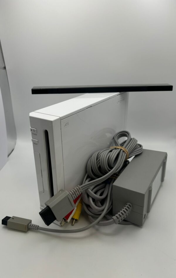 15 U442753 1 CONSOLA NINTENDO WII + CABLES