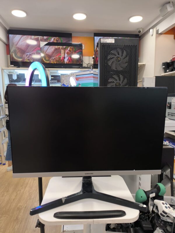 471207 2 MONITOR SAMSUNG ESENTIAL SR35 24'' + CAJA + ALIMENTACION