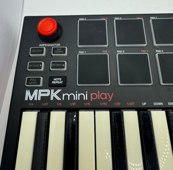 473707 4 TECLADO MIDI AKAI PROFESSIONAL MPK MINI PLAY + CABLE