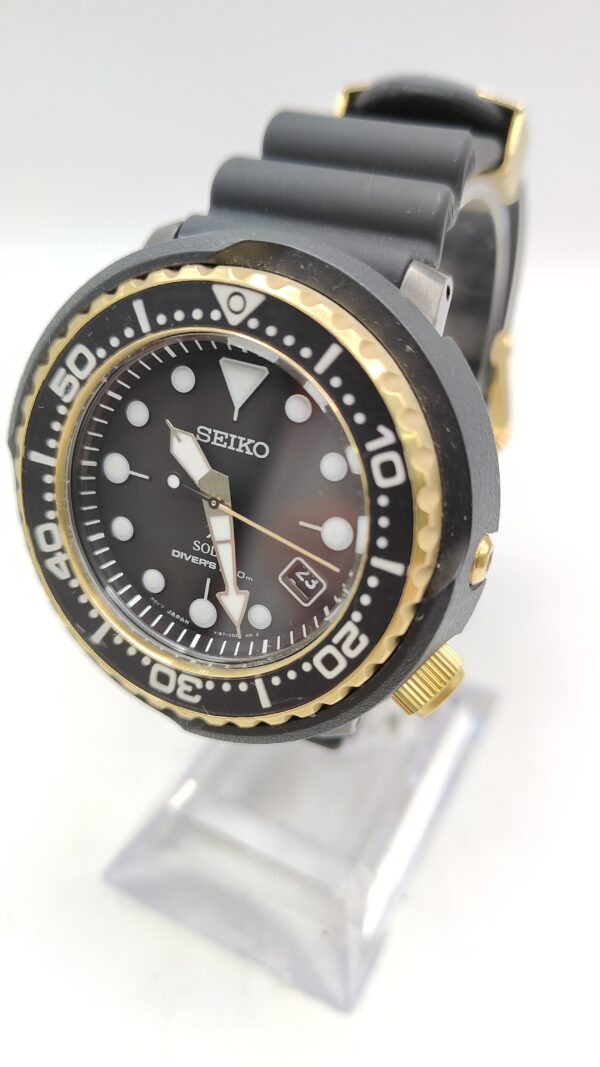 474713 4 scaled RELOJ DE PULSERA SEIKO AIR DIVERS 200M V157-0CX0 NEGRO Y DORADO