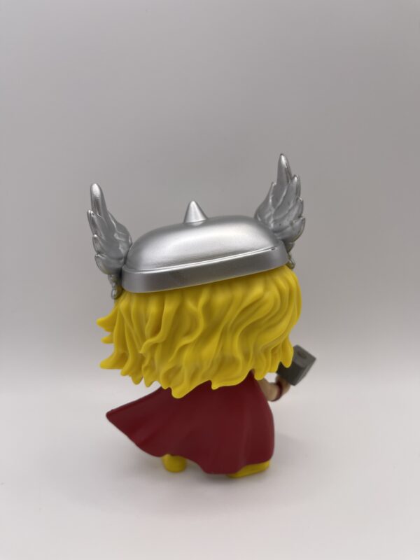 IMG 0180SAMU250624 5 scaled FUNKO POP THOR 438