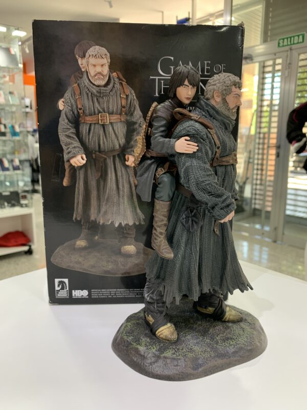 IMG 1372SAMU210624 80 scaled FIGURA DE COLECCION GAME OF THRONES HODOR AND BRAN