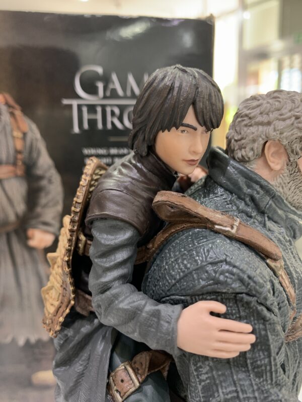 IMG 1372SAMU210624 83 scaled FIGURA DE COLECCION GAME OF THRONES HODOR AND BRAN