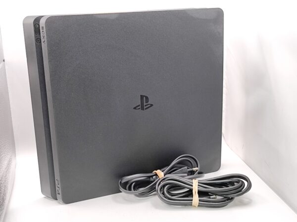 IMG 20240610 134853 OvppJC scaled CONSOLA PS4 SLIM 500GB NEGRO + CABLES * NO INCLUYE MANDO*
