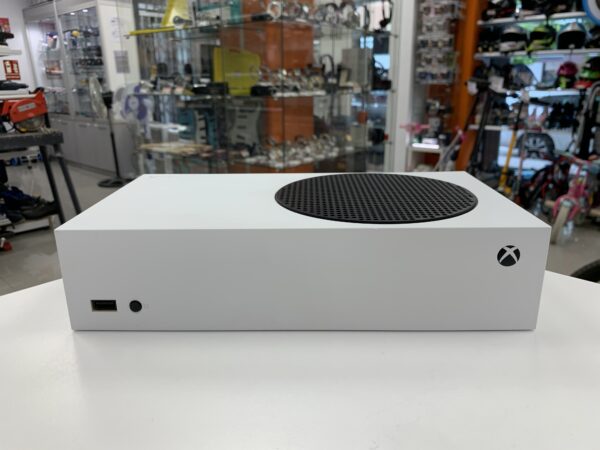 IMG 2036SAMU280624 13 scaled CONSOLA XBOX SERIE S 512 GB BLANCA CON CABLES