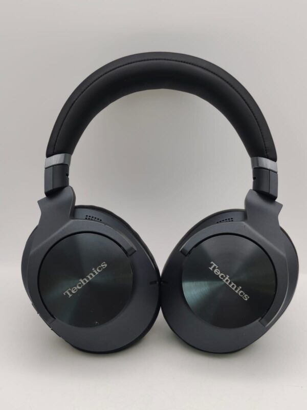 WhatsApp Image 2024 06 03 at 18.06.04 AURICULARES TECHNICS EAH-A800