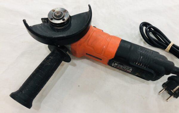 468092 4 scaled RADIAL BLACK+DECKER BEG010 710W