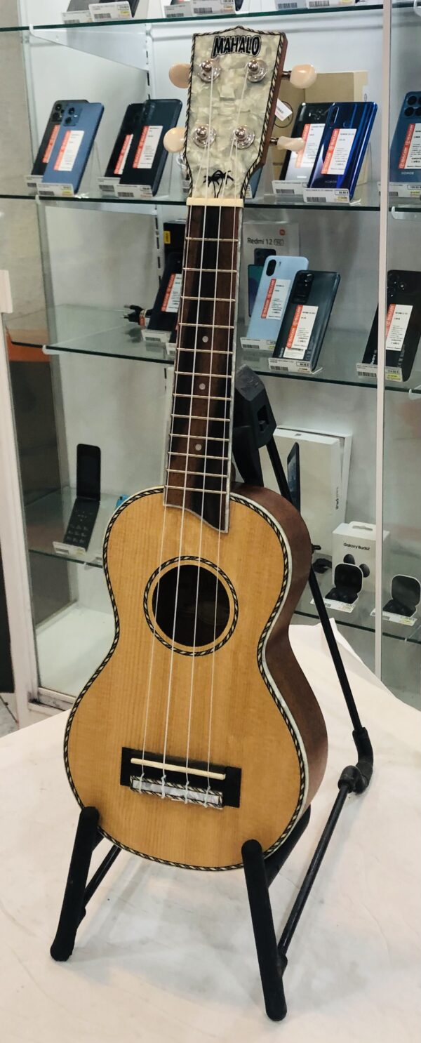 473139 scaled UKELELE MAHALO MP1 SOPRANO+FUNDA