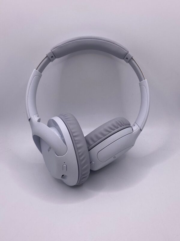 477891 3 AURICULARES BLUETOOTH SONY WH-CH710W BLANCO + CABLES