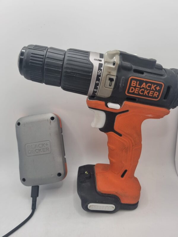 481101 2 TALADRO PERCUTOR A BATERIA BLACK&DECKER BDCHD12S1 + CARGADOR