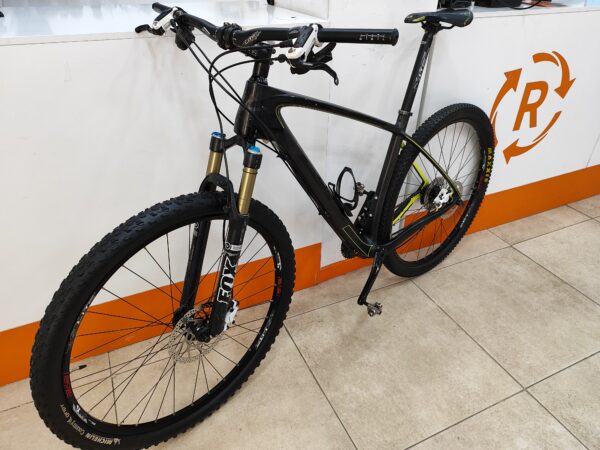 IMG 20240709 103736 FFUePX scaled BICICLETA BH ULTIMATE CARBON 29 '' NEGRO * SIN MANGOS*
