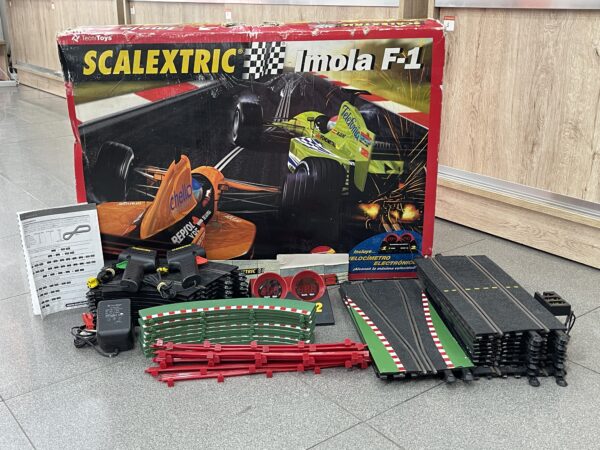 IMG 4622SAMU300724 89 scaled SCALEXTRIC IMOLA F1 CON CAJA Y ACC