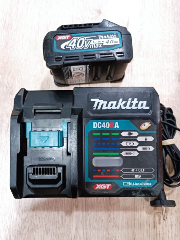 440196 2 RADIAL MAKITA GA028G + BATERIA 40V-4 AH + CARGADOR