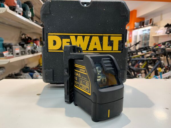 467541 5 NIVEL LASER DEWALT DW088 + CAJA Y ACC