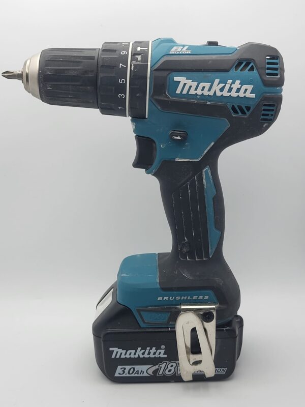 468917 5 TALADRO A BATERIA MAKITA DHP485 + CARGADOR + BATERIA