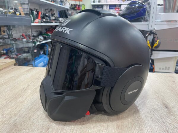 473885 5 CASCO DE MOTO SHARK STREET-DRAK BLANK TALLA M + FUNDA