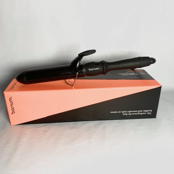 474771 1 RIZADOR BARNUM MAGNESIUM CURLING IRON 38 CON CAJA